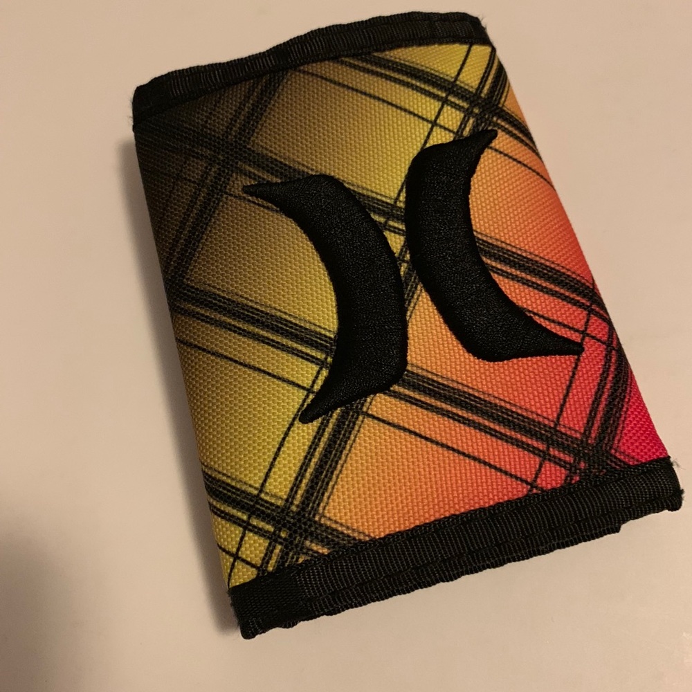 Hurley wallet